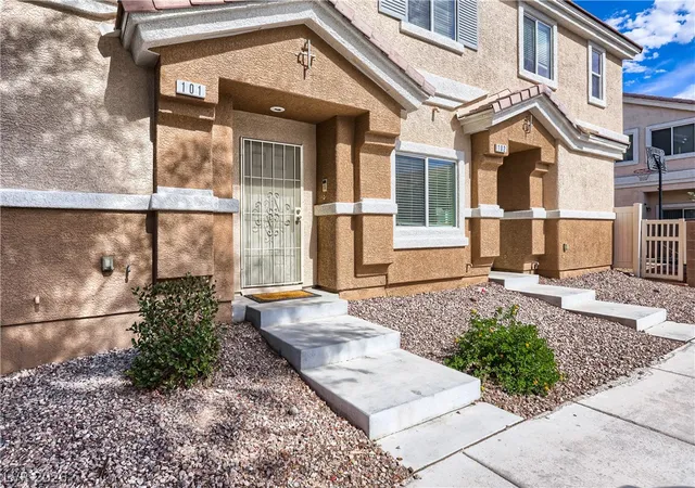 Townhouse for sale at 5545 Dueces Wild Ct #101, Las Vegas, NV 89122 | MLS# 2822387