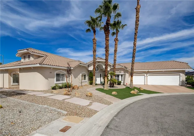 Photo 1 of Single family home for sale at 2000 Alexa Breanne Ct, Las Vegas, NV 89117 | MLS# 2822364 | Listing updated on 2026-10-30