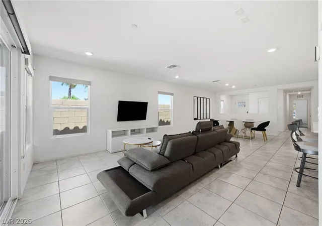 Photo 4 of Single family home for sale at 8370 Vinamala Ave, Las Vegas, NV 89149 | MLS# 2822484 | Listing updated on 2026-09-29