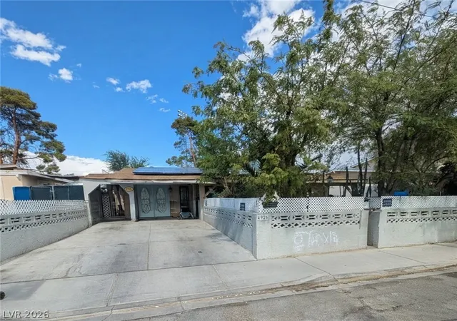 Photo 1 of Single family home for sale at 4926 Lana Dr, Las Vegas, NV 89121 | MLS# 2822562 | Listing updated on 2026-09-30