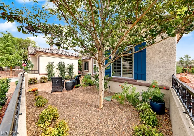 Photo 3 of Single family home for sale at 1646 Sebring Hills Dr, Henderson, NV 89052 | MLS# 2822659 | Listing updated on 2026-09-30