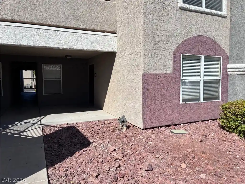 Condo for sale at 5055 W Hacienda Ave #1062, Las Vegas, NV 89118 | MLS# 2822970