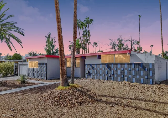 Photo 1 of Single family home for sale at 1730 Chippewa Dr, Las Vegas, NV 89169 | MLS# 2820636 | Listing updated on 2026-10-02