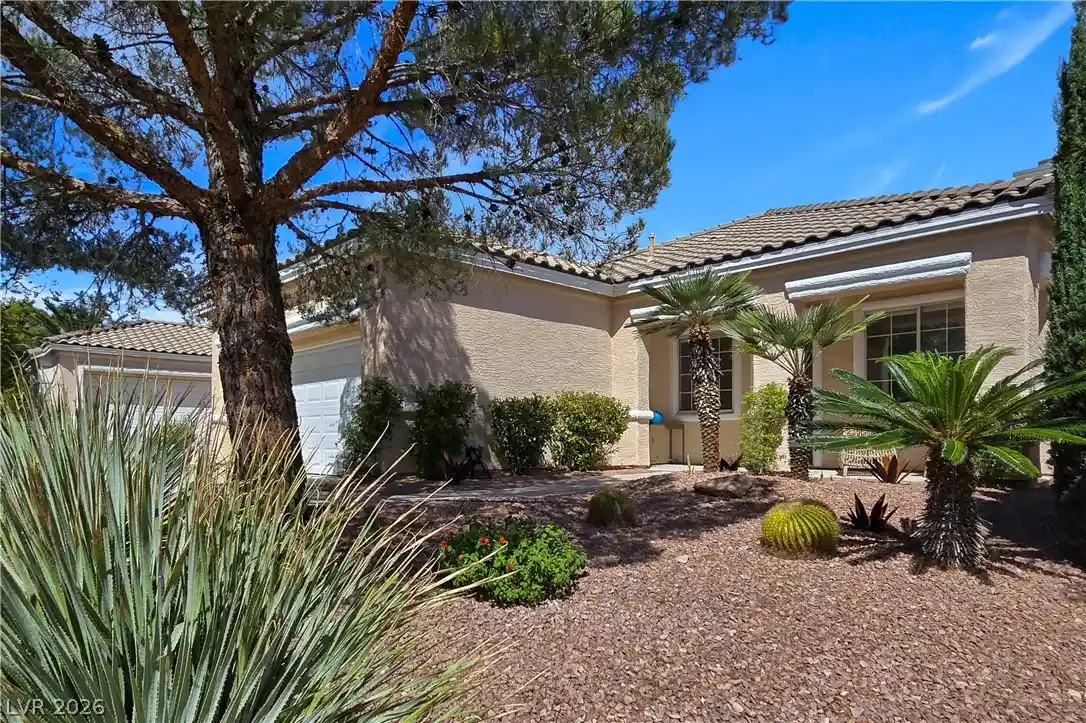 Photo 1 of Single family home for sale at 10104 Pinnacle View Pl, Las Vegas, NV 89134 | MLS# 2822527 | Listing updated on 2026-10-31