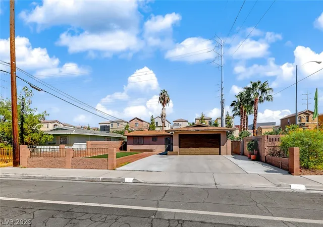 Photo 1 of Single family home for sale at 229 Shadow Ln, Las Vegas, NV 89106 | MLS# 2823257 | Listing updated on 2026-10-08