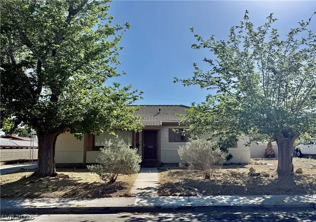 Photo 3 of Single family home for sale at 1133 Darmak Dr, Las Vegas, NV 89102 | MLS# 2822113 | Listing updated on 2026-10-02