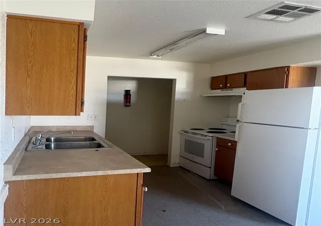 Photo 3 of Multi family home for sale at 204 N Kola St, Henderson, NV 89015 | MLS# 2823487 | Listing updated on 2026-10-06