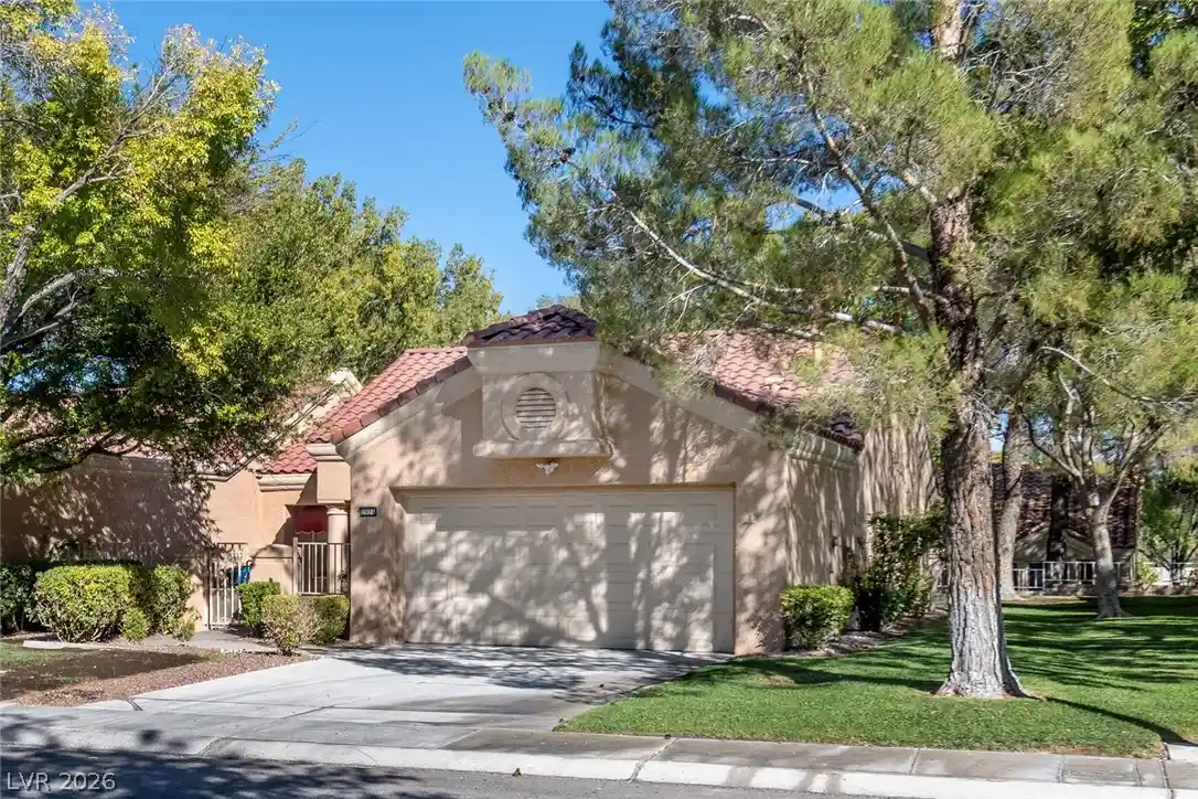 Photo 1 of Townhouse for sale at 2924 Linkview Dr, Las Vegas, NV 89134 | MLS# 2823373 | Listing updated on 2026-10-22