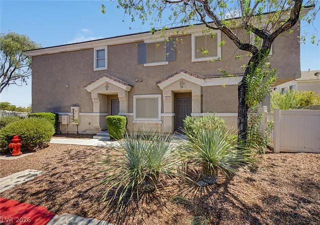 Photo 3 of Townhouse for sale at 6041 Turning Spoke Trl #102, Henderson, NV 89011 | MLS# 2823635 | Listing updated on 2026-10-11