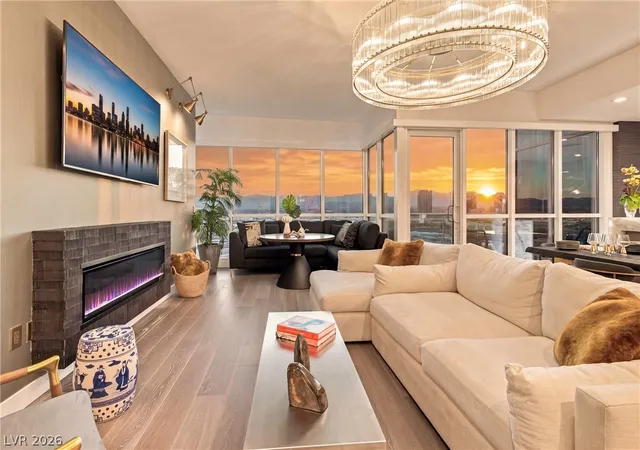 Listing Photo 2 - Condo for sale in building located at 4525 Dean Martin Dr, Las Vegas, NV 89103 - Unit #2406