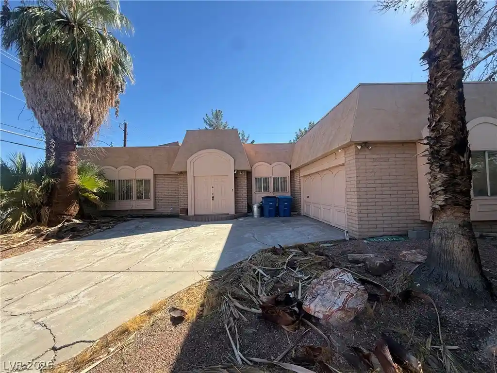Photo 1 of Sale Pending at 1747 E Desert Inn Rd, Las Vegas, NV 89169 | MLS# 2823667 | Listing updated on 2026-10-20