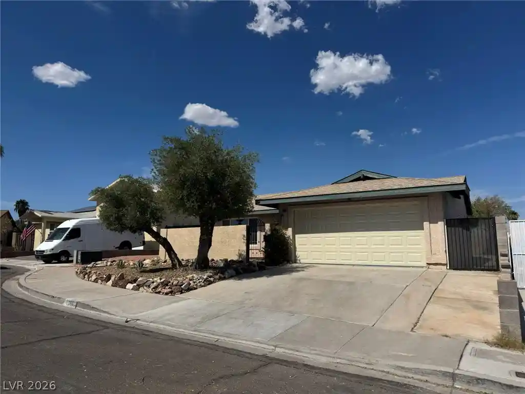 Photo 1 of Single family home for sale at 7066 Pinebrook Ct, Las Vegas, NV 89147 | MLS# 2823132 | Listing updated on 2026-10-24
