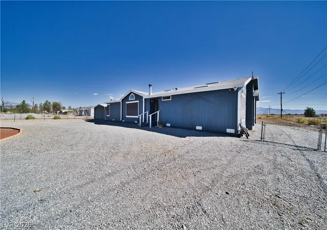 Photo 3 of Manufactured home for sale at 1991 Meier Dr, Pahrump, NV 89048 | MLS# 2823745 | Listing updated on 2026-10-10