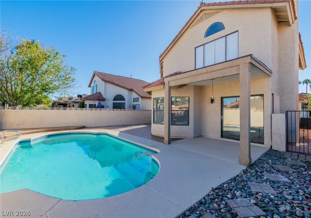 Photo 1 of Single family home for sale at 370 Rushing Crk Ct, Henderson, NV 89014 | MLS# 2823466 | Listing updated on 2026-10-11