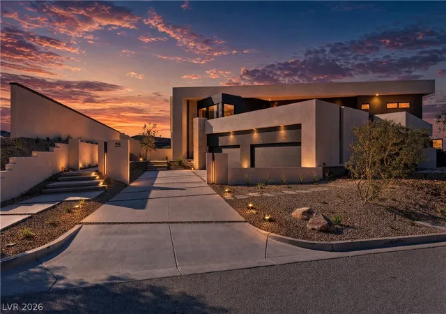 Photo 2 of Mansion for sale at 25 Boulderback Dr, Henderson, NV 89012 | MLS# 2823649 | Listing updated on 2026-10-03