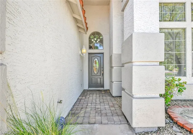 Photo 4 of Sale Pending at 1327 Autumn Wind Way, Henderson, NV 89052 | MLS# 2823943 | Listing updated on 2026-10-07