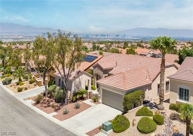Photo 2 of Single family home for sale at 2360 Anderson Park Dr, Henderson, NV 89044 | MLS# 2824024 | Listing updated on 2026-10-04