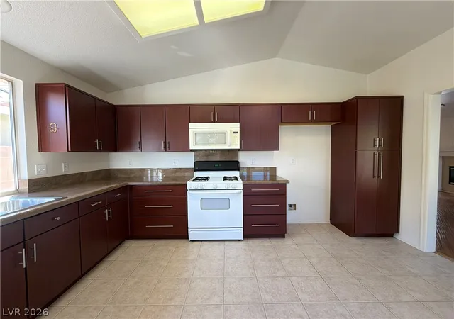 Photo 2 of Single family home for sale at 6916 Troubador Dr, Las Vegas, NV 89119 | MLS# 2823780 | Listing updated on 2026-10-05