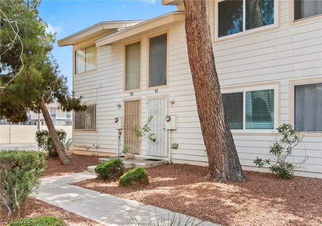 Photo 1 of Townhouse for sale at 4770 Topaz St #81, Las Vegas, NV 89121 | MLS# 2824122 | Listing updated on 2026-10-05