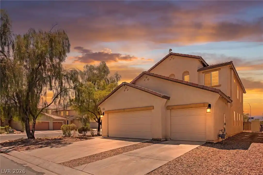 Single family home for sale at 6025 Glenborough St, Las Vegas, NV 89115 | MLS# 2823129