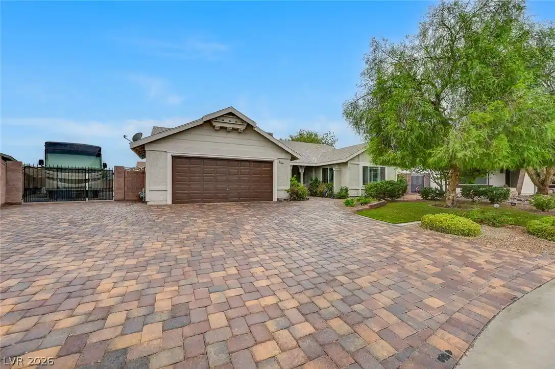 Photo 1 of Single family home for sale at 1518 Della Ct, Boulder City, NV 89005 | MLS# 2824263 | Listing updated on 2026-10-23
