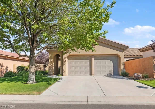 Photo 1 of Single family home for sale at 6 Mohansic Rd, Henderson, NV 89052 | MLS# 2824255 | Listing updated on 2026-10-06