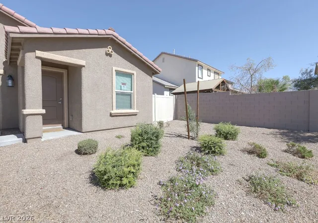 Photo 2 of Single family home for sale at 626 Abrazar Ave, North Las Vegas, NV 89081 | MLS# 2824384 | Listing updated on 2026-10-06