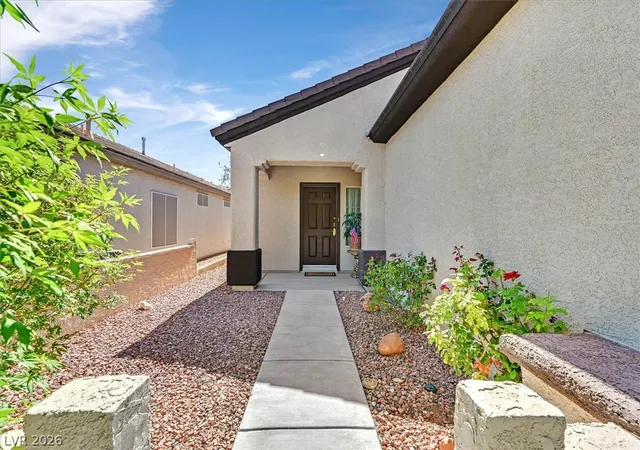 Photo 2 of Single family home for sale at 2162 Maple Hts Ct, Henderson, NV 89052 | MLS# 2824021 | Listing updated on 2026-10-06