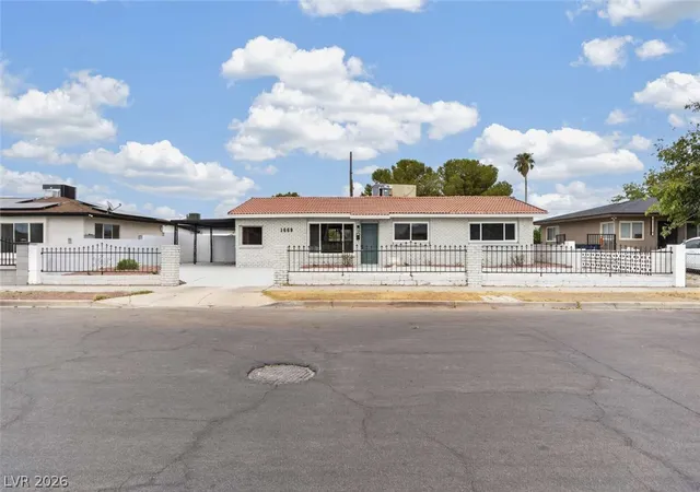 Single family home for sale at 1669 N G St, Las Vegas, NV 89106 | MLS# 2824512