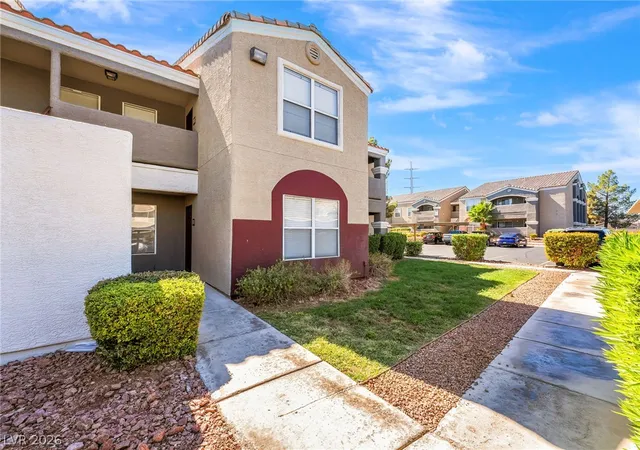 Photo 2 of Condo for sale at 5055 W Hacienda Ave #1136, Las Vegas, NV 89118 | MLS# 2822134 | Listing updated on 2026-10-07
