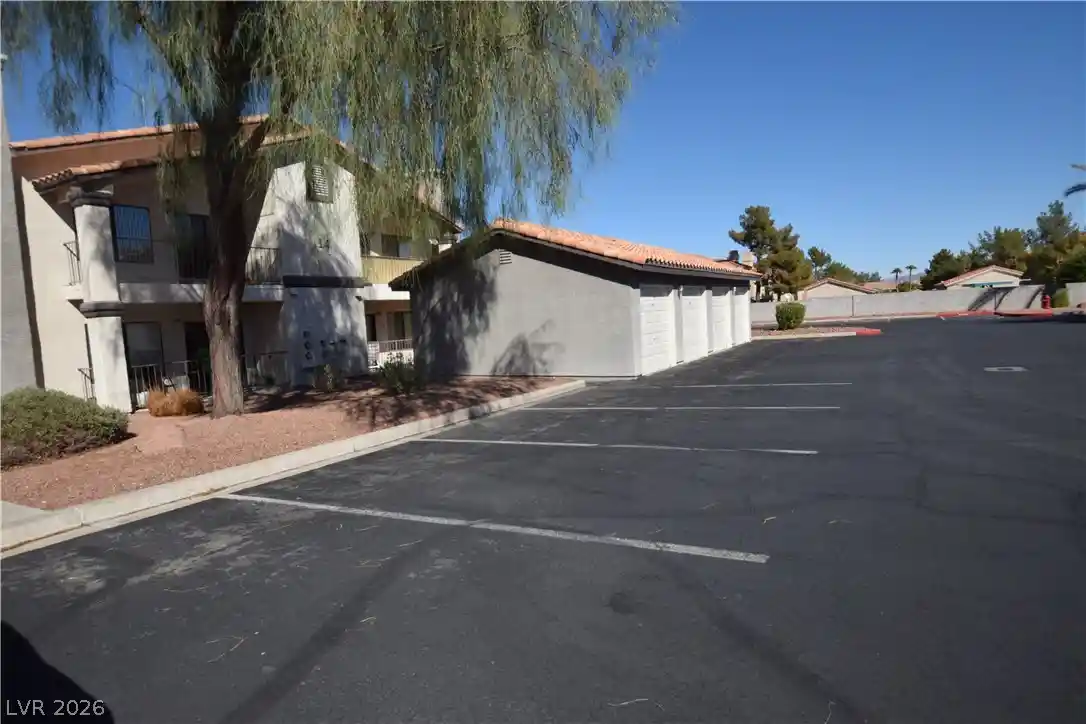 Listing Photo 48 - Condo for sale in 1575 W Warm Springs Rd located at 1575 W Warm Springs Rd, Henderson, NV 89014 - Unit #1514