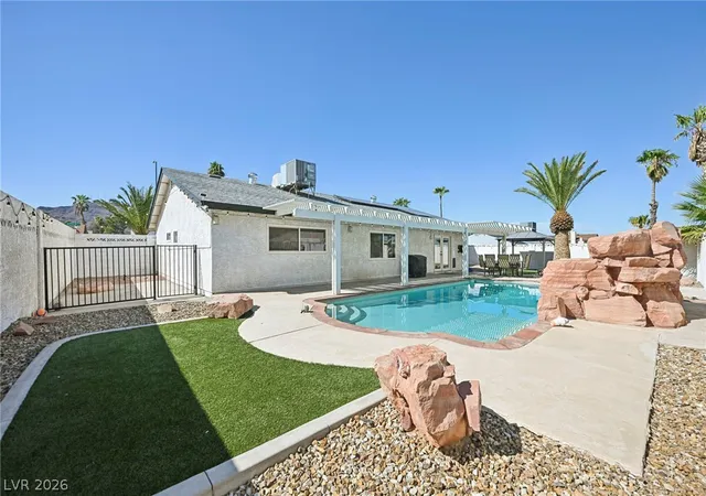Photo 2 of Single family home for sale at 637 Apollo Ave, Henderson, NV 89002 | MLS# 2824860 | Listing updated on 2026-10-11