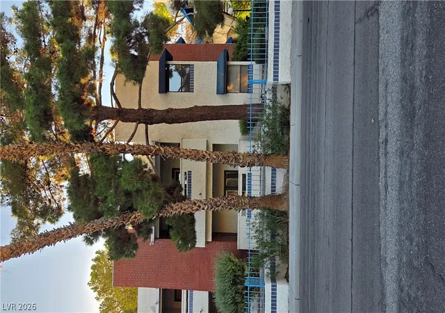Condo for sale at 2619 Red Rock St #101, Las Vegas, NV 89146 | MLS# 2822540
