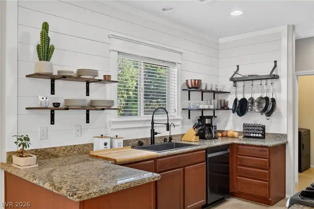 Photo 1 of Single family home for sale at 8112 Winterfell Pl, Las Vegas, NV 89166 | MLS# 2824773 | Listing updated on 2026-10-28