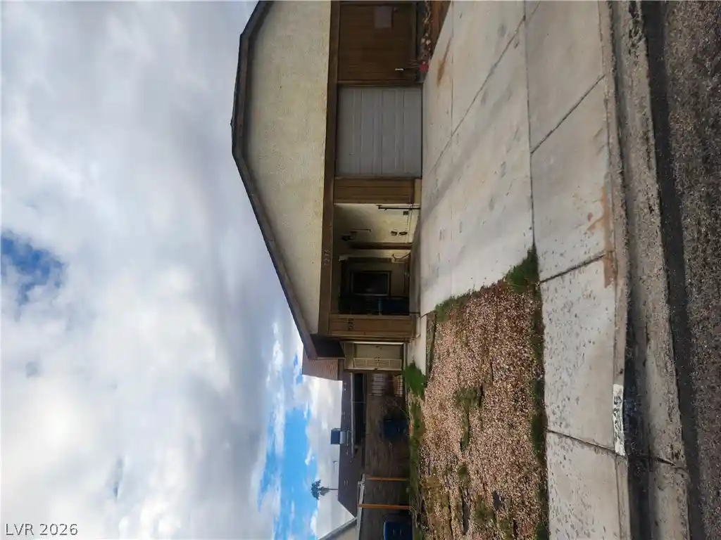 Photo 1 of Sale Pending at 7235 Empress Dr, Las Vegas, NV 89147 | MLS# 2826158 | Listing updated on 2026-10-28