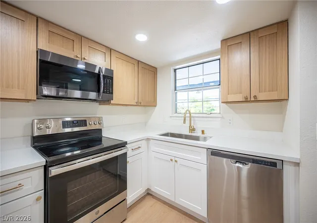 Listing Photo 1 - Condo for sale in building located at 3823 S Maryland Pkwy, Las Vegas, NV 89119 - Unit #B11