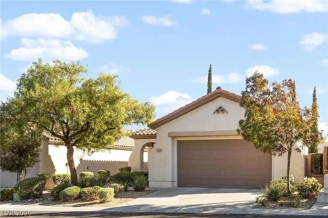 Photo 1 of Sale Pending at 11229 Vintners Ln, Las Vegas, NV 89138 | MLS# 2825924 | Listing updated on 2026-10-28