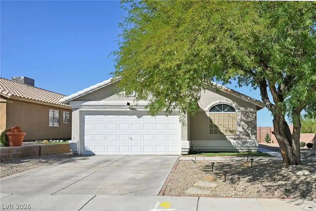 Photo 1 of Sale Pending at 2985 Mount Hope Dr, Las Vegas, NV 89156 | MLS# 2827077 | Listing updated on 2026-10-28