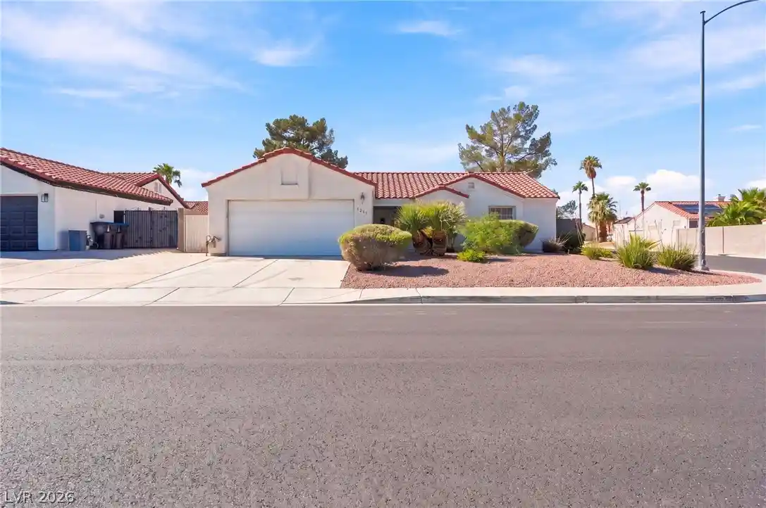 Photo 1 of Sale Pending at 4219 Famoso Dr, North Las Vegas, NV 89032 | MLS# 2827036 | Listing updated on 2026-10-22