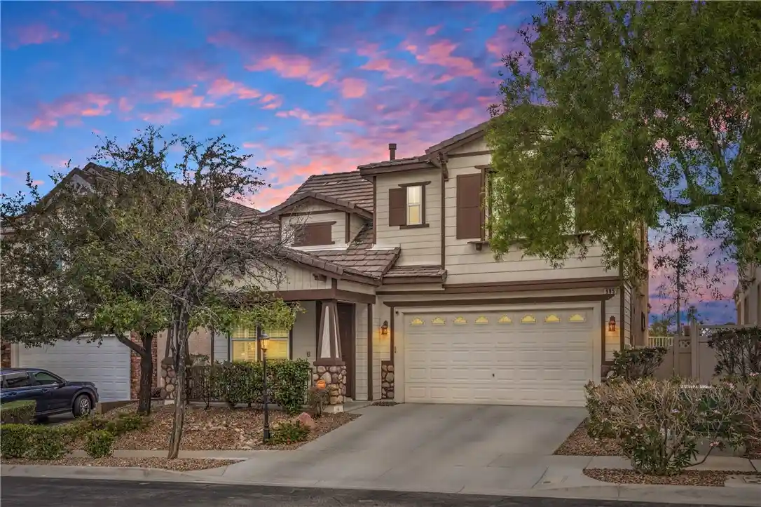 Photo 1 of Single family home for sale at 985 Sparkling Light St, Henderson, NV 89052 | MLS# 2827202 | Listing updated on 2026-10-19