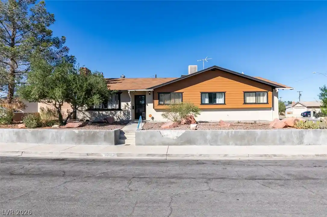 Photo 1 of Single family home for sale at 2117 Las Flores St, Las Vegas, NV 89102 | MLS# 2827034 | Listing updated on 2026-10-17