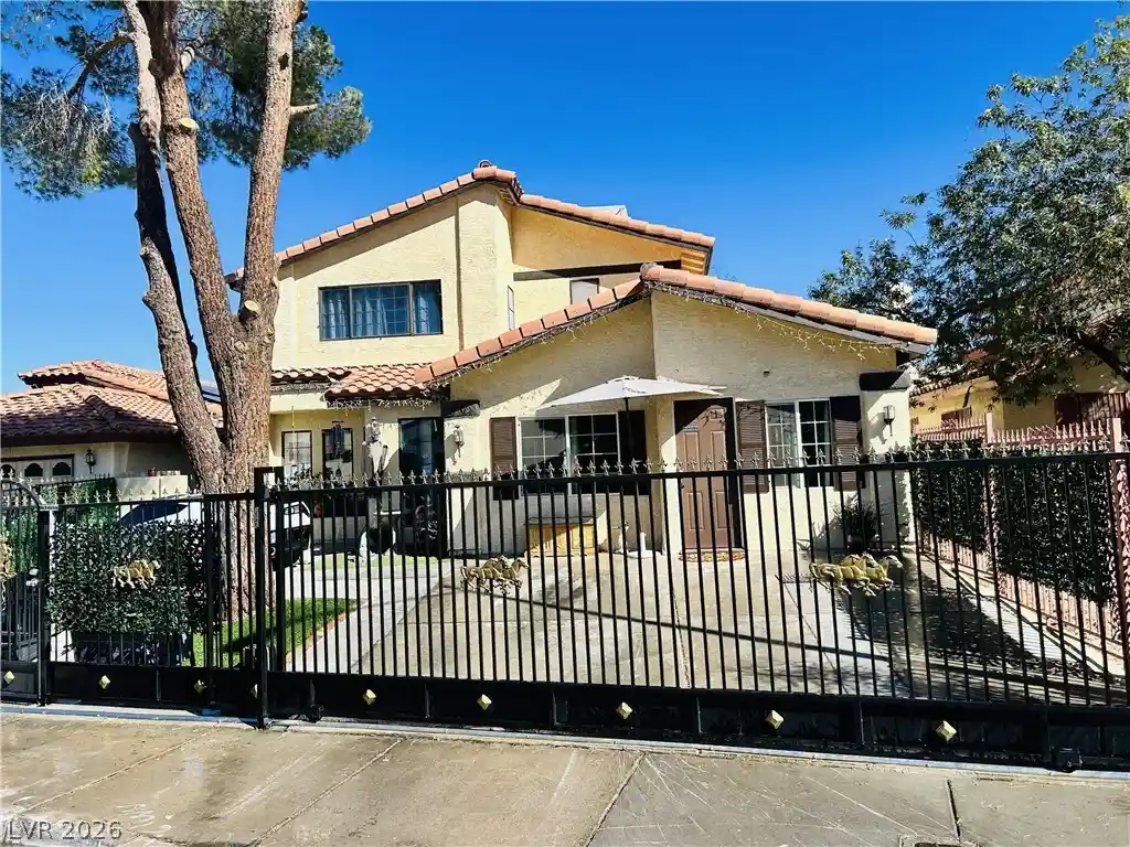 Photo 1 of Single family home for sale at 3940 Tudur Ln, Las Vegas, NV 89119 | MLS# 2824611 | Listing updated on 2026-10-19