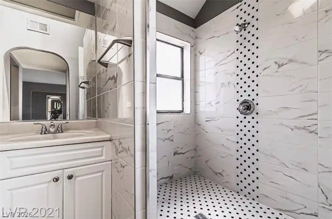 Condo for sale at 6137 W Oakey Blvd #D, Las Vegas, NV 89146 | MLS# 2827280