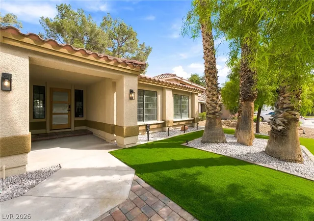 Photo 1 of Single family home for sale at 2928 Pleasant Lake Dr, Las Vegas, NV 89117 | MLS# 2827873 | Listing updated on 2026-10-30