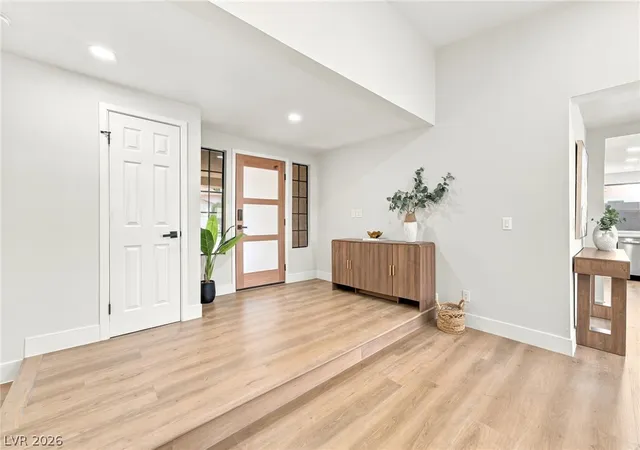 Photo 2 of Single family home for sale at 2928 Pleasant Lake Dr, Las Vegas, NV 89117 | MLS# 2827873 | Listing updated on 2026-10-30