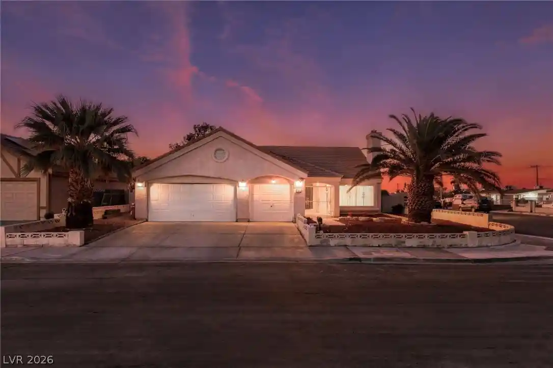 Single family home for sale at 901 Shifting Sands Dr, Las Vegas, NV 89108 | MLS# 2828374