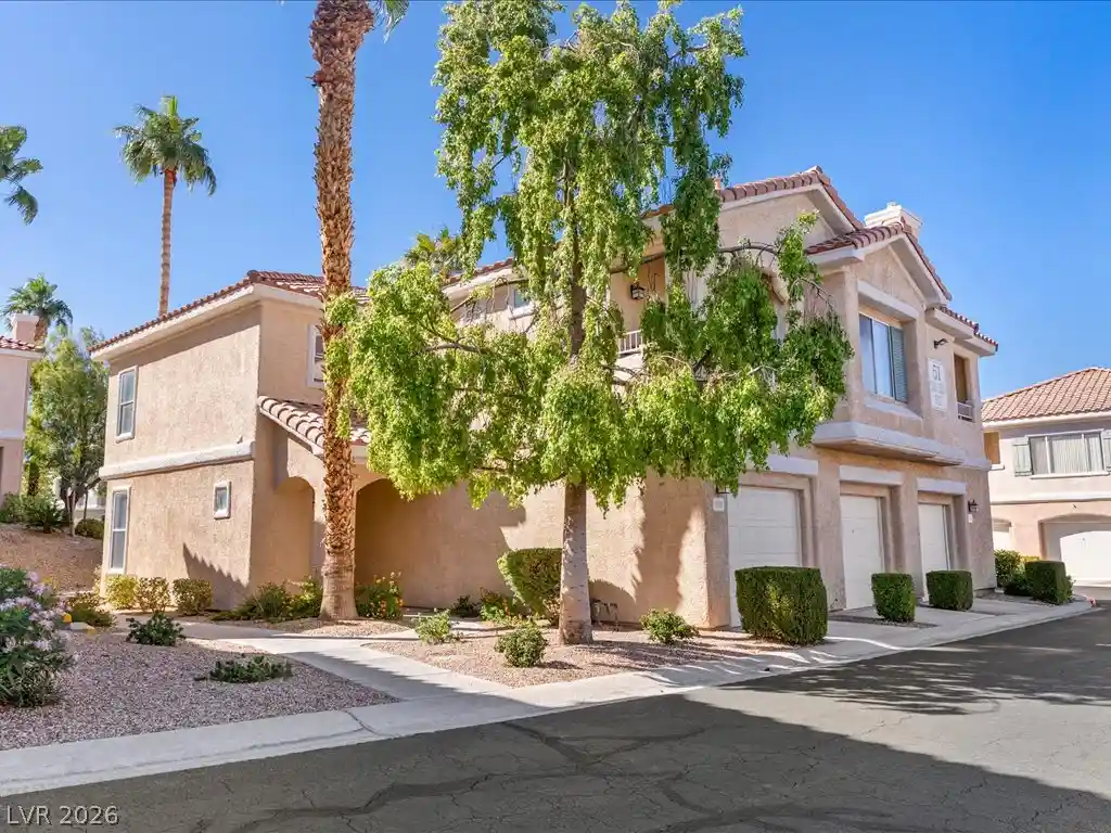 Listing Photo 1 - Condo for sale in 251 S Grn Vly Pkwy located at 251 S Grn Vly Pkwy, Henderson, NV 89012 - Unit #5111