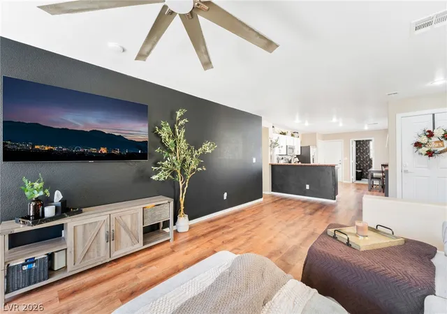 Photo 4 of Single family home for sale at 7804 Nesting Pine Pl, Las Vegas, NV 89143 | MLS# 2828226 | Listing updated on 2026-10-30