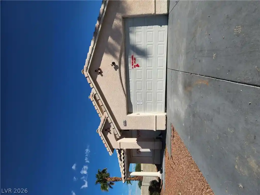 Photo 1 of Sale Pending at 906 Dodee Ct, Henderson, NV 89015 | MLS# 2828647 | Listing updated on 2026-10-29