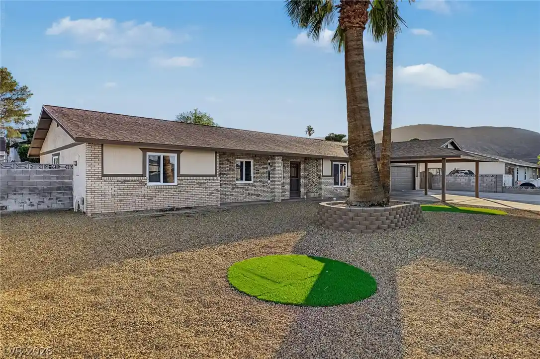 Single family home for sale at 281 E Kimberly Dr, Henderson, NV 89015 | MLS# 2828578